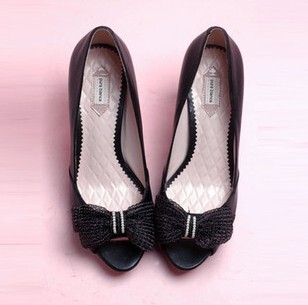 pura bianca比安卡 串珠蝴蝶结防水台羊皮鱼嘴鞋 新品上架 ￥ 358.