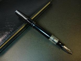 hero/英雄856 钢笔 自来水笔 经典老款 旋转笔盖 英雄钢笔 正品 新品