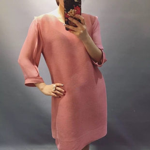 和美雅特 2016春季新款圆领套头袖拼接网纱百褶弹力连衣裙 新品上架