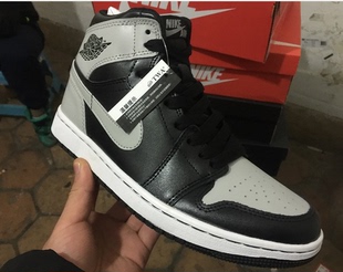 新潮23aj1 黑灰 乔1 影子 篮球鞋 og男鞋 555088-014 新品上架 ￥ 355