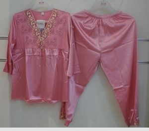 宝鑫意专柜品牌女士睡衣5802家居服两件套甜美性感85真丝款