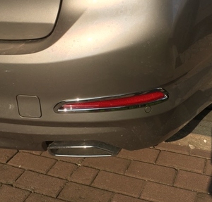 宝马新5系后雾灯框