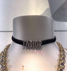 现货dior 迪奥 经典新jadior 字母 水钻水晶 黑色丝绒 锁骨 项链