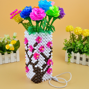 穿珠珠手工串珠花