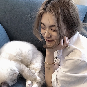 李嘉慧同款白色t恤