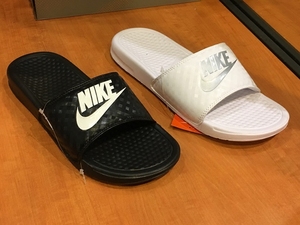 nike benassi jdi 权志龙gd 黑白休闲运动拖鞋凉鞋343881-102-011