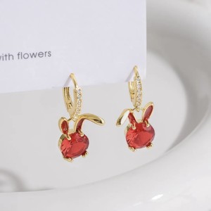 巧兰轩轻奢虹兔年耳扣小众设计锆石耳饰时尚气质女款红色兔子耳环