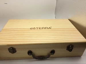 多特瑞会员专属木盒 精选松木60格精油收纳盒 精美结实精油木箱