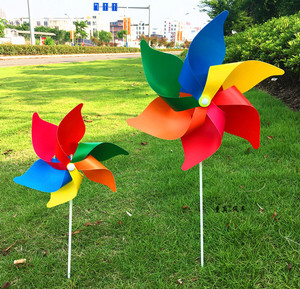 户外装饰四叶六叶塑料风车幼儿园儿童手工制作玩具风车批发包邮
