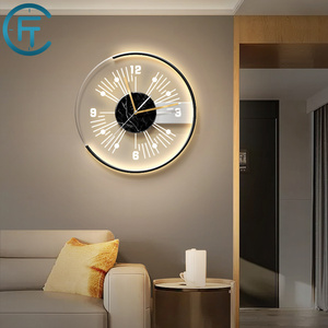 客厅挂钟现代简约时尚创意带灯2024新款客厅个性大气轻奢圆形钟表