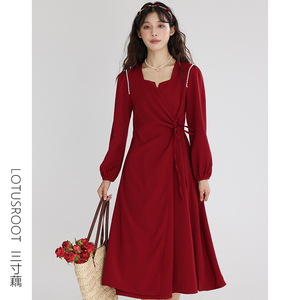 【三寸藕】秋冬长袖长袖红色新年战袍连衣裙女显瘦收腰礼服敬酒服