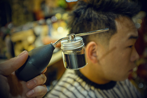 Barbershop复古喷粉瓶头发纤维粉补发专用干粉喷瓶痱子粉喷雾器