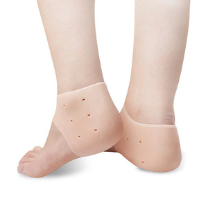 带孔护足硅胶后跟保护套防干裂护脚套增高垫脚跟保湿后跟防裂袜套
