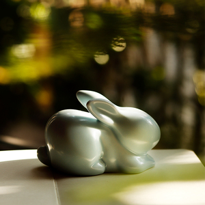海棠春睡 吴安然原创设计小兔陶瓷摆件月兔摆件家居饰品艺术礼品