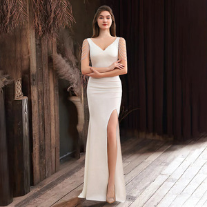 新款白色连衣裙成人礼宴会高端晚礼服性感气质鱼尾长裙主持人晚装