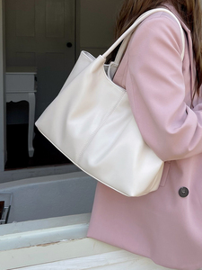 原创设计托特包今年流行日韩小众时尚大容量日常通勤上课单肩包包