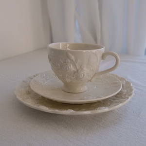 素日春和 法式复古奶油黄立体玫瑰花浮雕咖啡杯碟早餐盘下午茶具