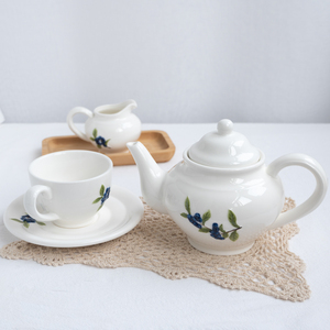 【梦田良品】日式简约手绘浮雕蓝莓下午茶陶瓷咖啡杯碟茶壶套装