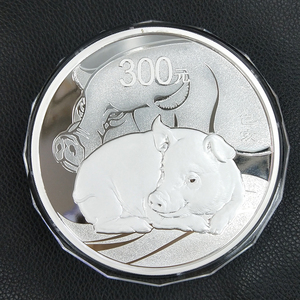 2019年己亥猪年1公斤生肖猪银币本色公斤银质纪念币原盒有证尾号4