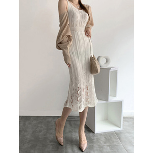 韩国女人味垂感镂空针织连衣裙夏季新款高腰修身显瘦背心吊带长裙