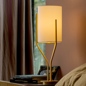 美式台灯卧室床头灯轻奢后现代简约创意温馨客厅落地灯家用装饰灯