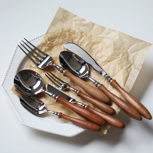 法式复古不锈钢西餐刀叉套装牛排刀叉勺子甜品勺实木柄高颜值餐具