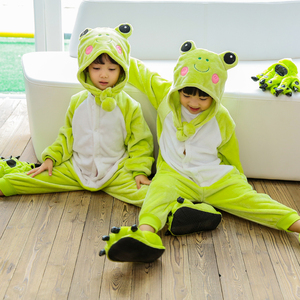 小跳蛙儿童演出服舞蹈服幼儿园表演服装女童冬青蛙衣服男童睡衣秋