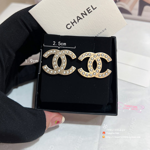 现货 Chanel香奈儿 经典复古金色光面镶珍珠 双c logo耳钉耳环907