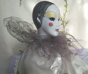 西洋收藏 ，欧洲古董娃娃 ，淘自德国（皮耶罗小丑）瓷头瓷手瓷脚