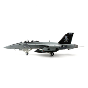 WLTK日炙 美国海军F/A-18F战斗机 VFA-103海盗旗 F18成品模型1/72
