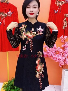 中国风盘扣刺绣罗马棉拼接蕾丝长袖大码打底裙2023年秋冬新款女装