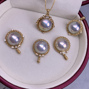 艾薇珠宝进口日本海水马贝珍珠18K金镶钻石吊坠幽灵猫眼值得珍藏