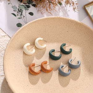 温柔时尚韩国简约气质彩色木质复古设计几何C性耳饰甜美个性耳环