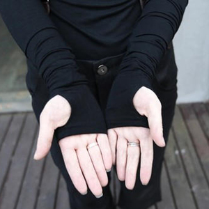 套手指长袖T恤女打底衫大码设计感显瘦莫代尔黑色高级感上衣独特
