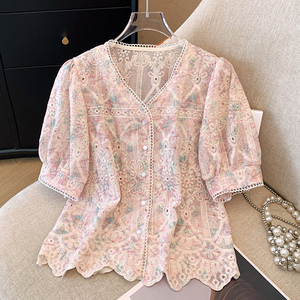 法式V领蕾丝设计感镂空雪纺碎花短袖衬衫女夏粉色减龄荷叶边上衣