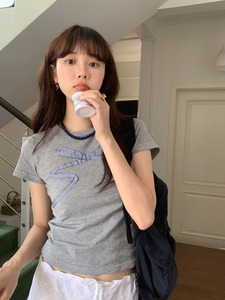 韩系甜美风短袖T恤女夏季2024新款蝴蝶结设计感修身显瘦短款上衣