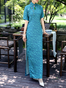蓝孔雀-真丝提花宋锦-2023年夏季纹路旗袍短袖长裙中式国风改良版