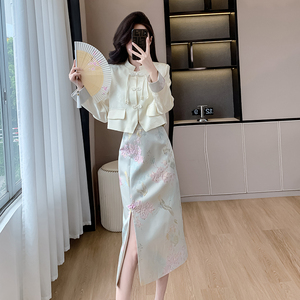 新中式轻国风套装裙2024年春款女装今年流行漂亮包臀半身裙两件套