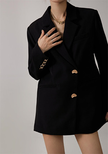 黑色西装外套女廓形显瘦小西服2024秋新款韩版休闲设计感潮流西服
