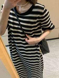 市舶司透气针织条纹 韩国女装2024夏装新款圆领短袖弹力连衣裙女