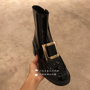 小宝子代购Roger Vivier20秋冬RV女士方扣高跟漆皮侧拉链短靴