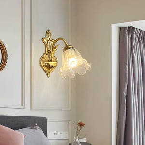 美式全铜壁灯复古客厅欧式电视背景墙2023新款轻奢卧室床头装饰灯