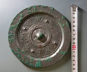 一物一图真品青铜器tq17铜镜战汉四乳蚩尤镜重553克直径14.5厘米