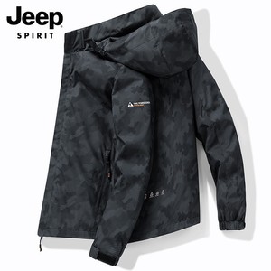 Jeep吉普迷彩冲锋上衣男士外套春季新款休闲运动登山服工装夹克男