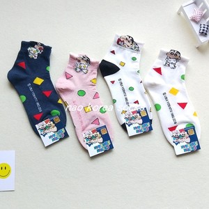 新款韩国进口蜡笔小新短袜睡衣图案可爱卡通三角形几何图形中筒袜