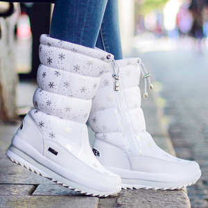 2024年防滑白色女鞋冬季加绒加厚棉靴子拉链保暖雪地靴东北大棉鞋