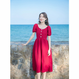 2023夏季新款法式复古赫本风收腰显瘦宫廷风气质女神范红色连衣裙