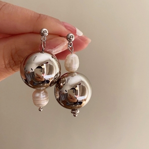 银光海风 高级感淡水珍珠不对称圆球耳环 复古轻奢精致气质耳饰女