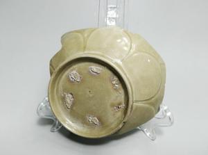 唐代 罕见 品种 高档次 越窑 秘色瓷 莲瓣纹 立体感 古瓷片 标本