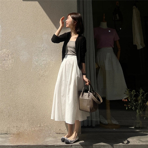 白色半身裙女夏季薄款高级感度假裙子中长款气质显瘦a字百褶伞裙